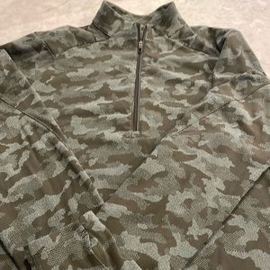 Men’s Lululemon Camo zip up.